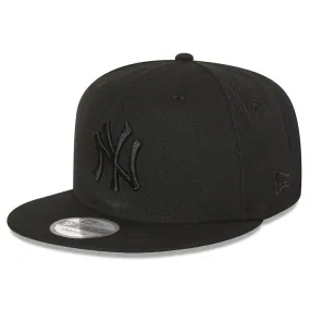 New York Yankees New Era 9FIFTY Cap Black on Black Snapback