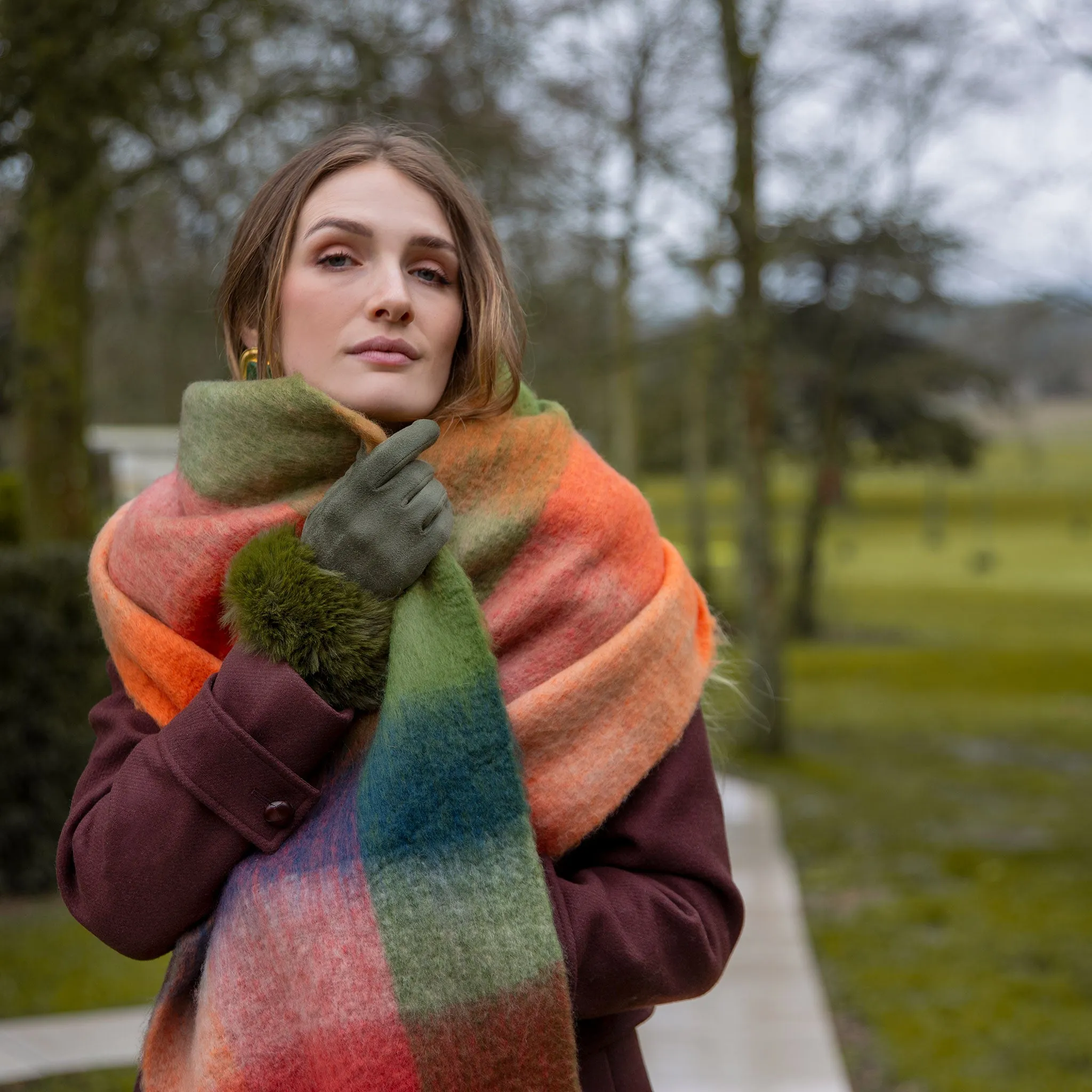 Women's Touchscreen Velour-Lined Faux Suede Gloves with Faux Fur Cuffs